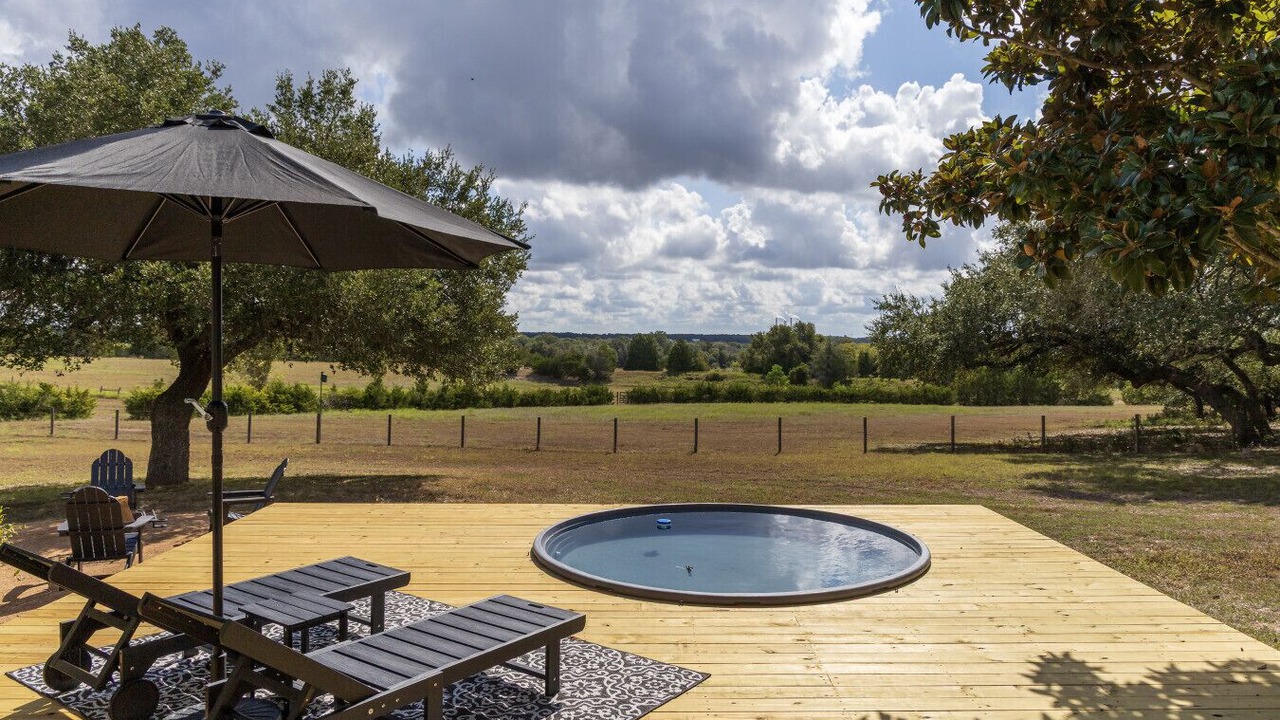 Photo of Outdoor in La Grange