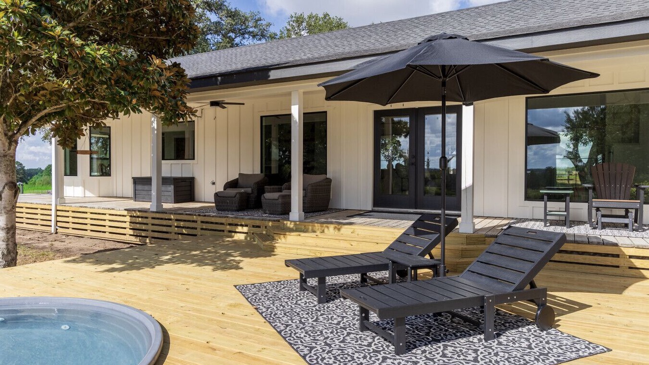 Photo of Patio Balcony in La Grange