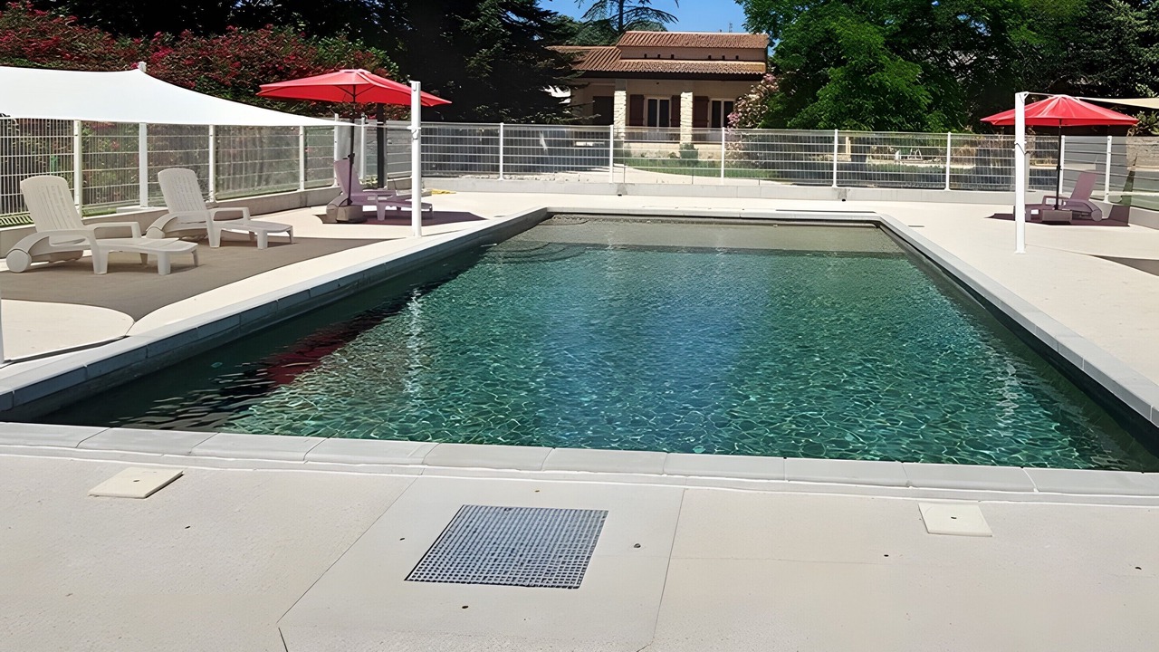 Photo of Outdoor in La Garde-Adhemar