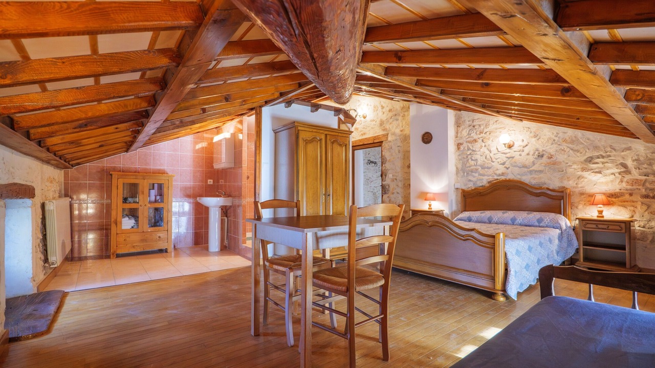 Photo of Bedroom in La Garde-Adhemar
