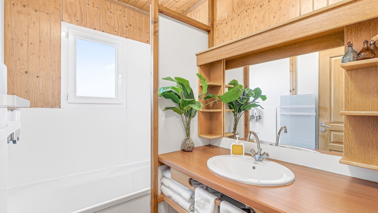 Photo of Bathroom in Seyne