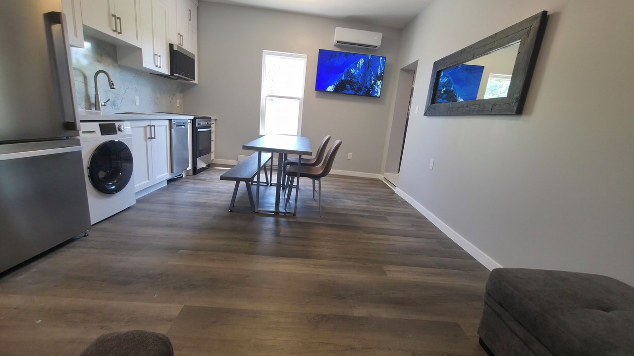 Photo of Livingroom in Orillia