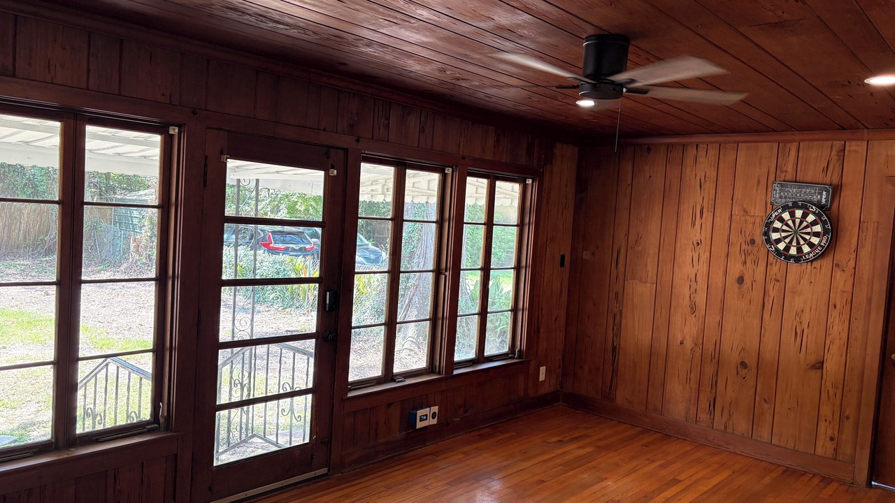 Photo of Bedroom in Mid City South