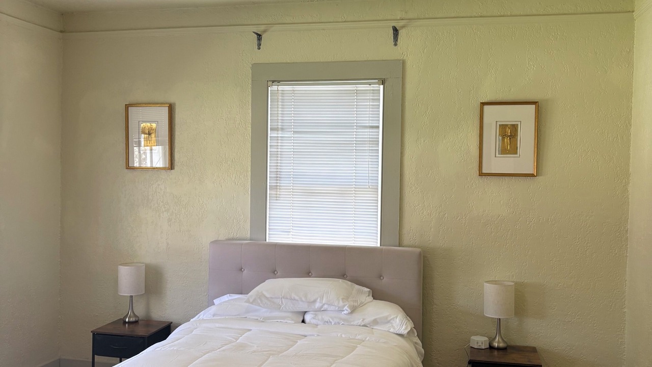 Photo of Bedroom in Mid City South
