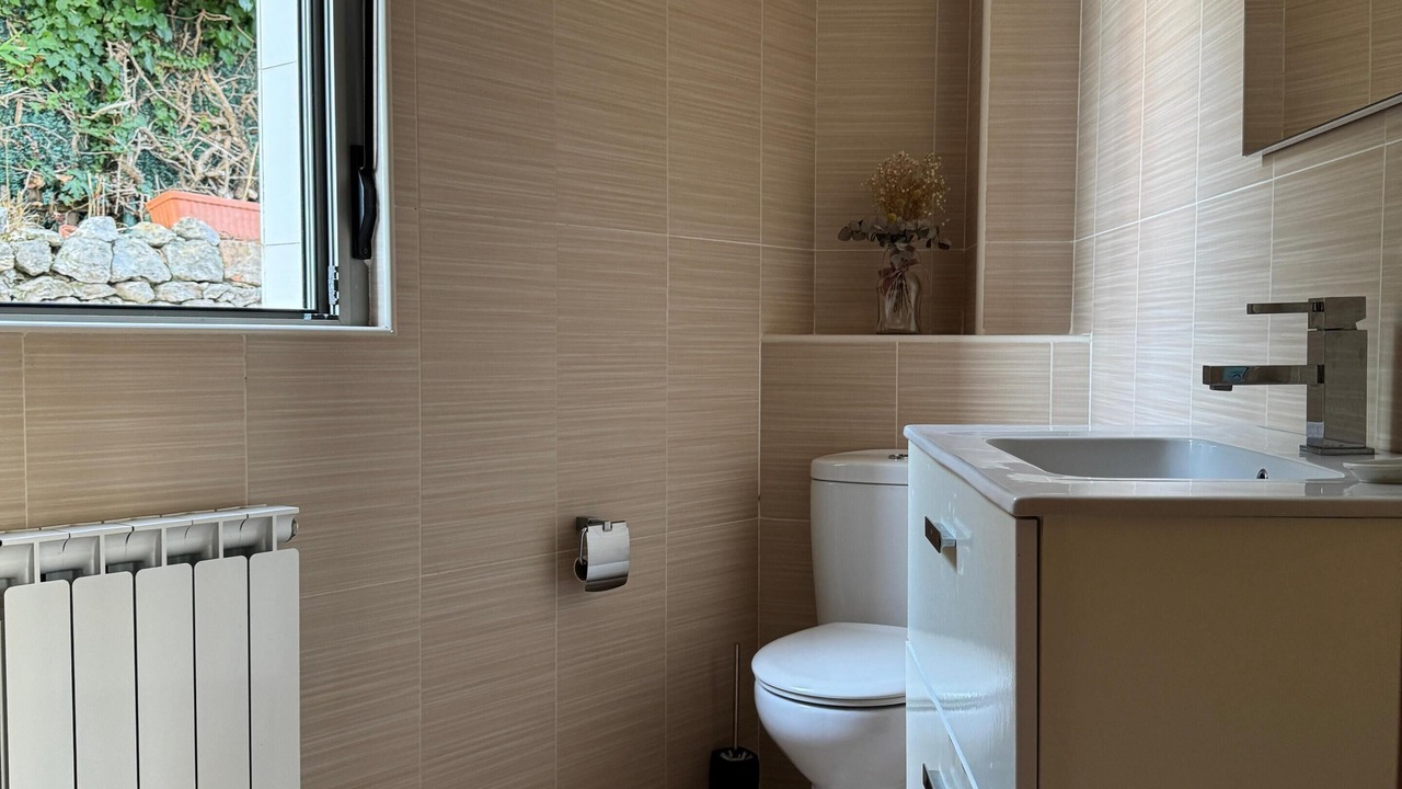 Photo of Bathroom in Miengo