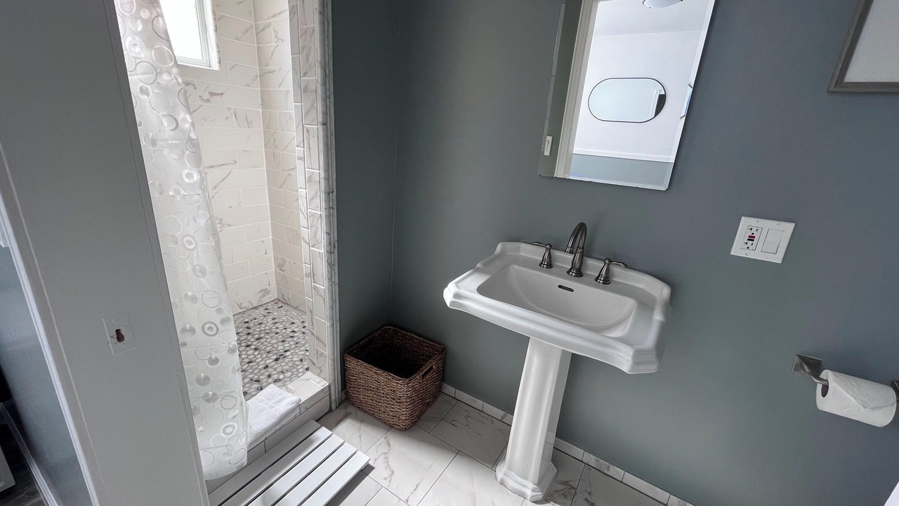 Photo of Bathroom in Marina District