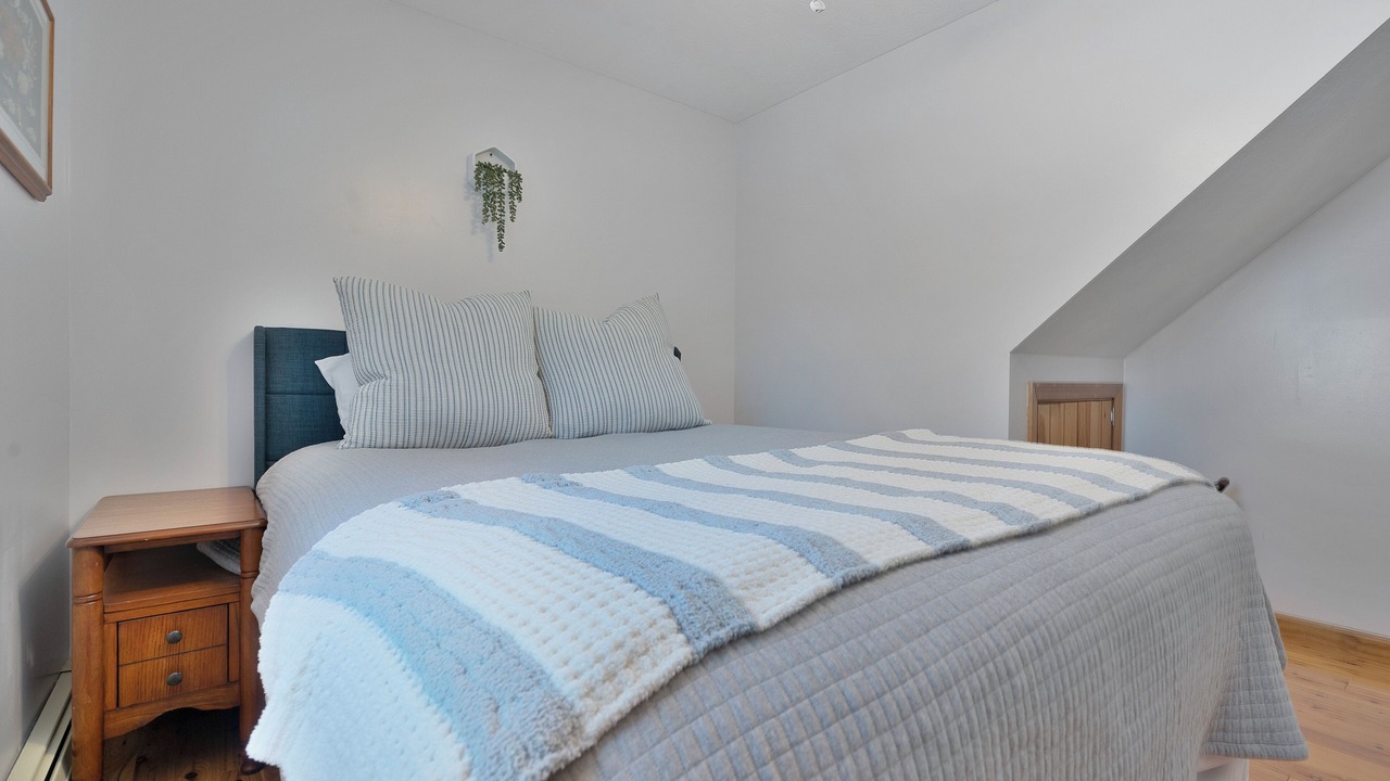 Photo of Bedroom in Camp Ellis