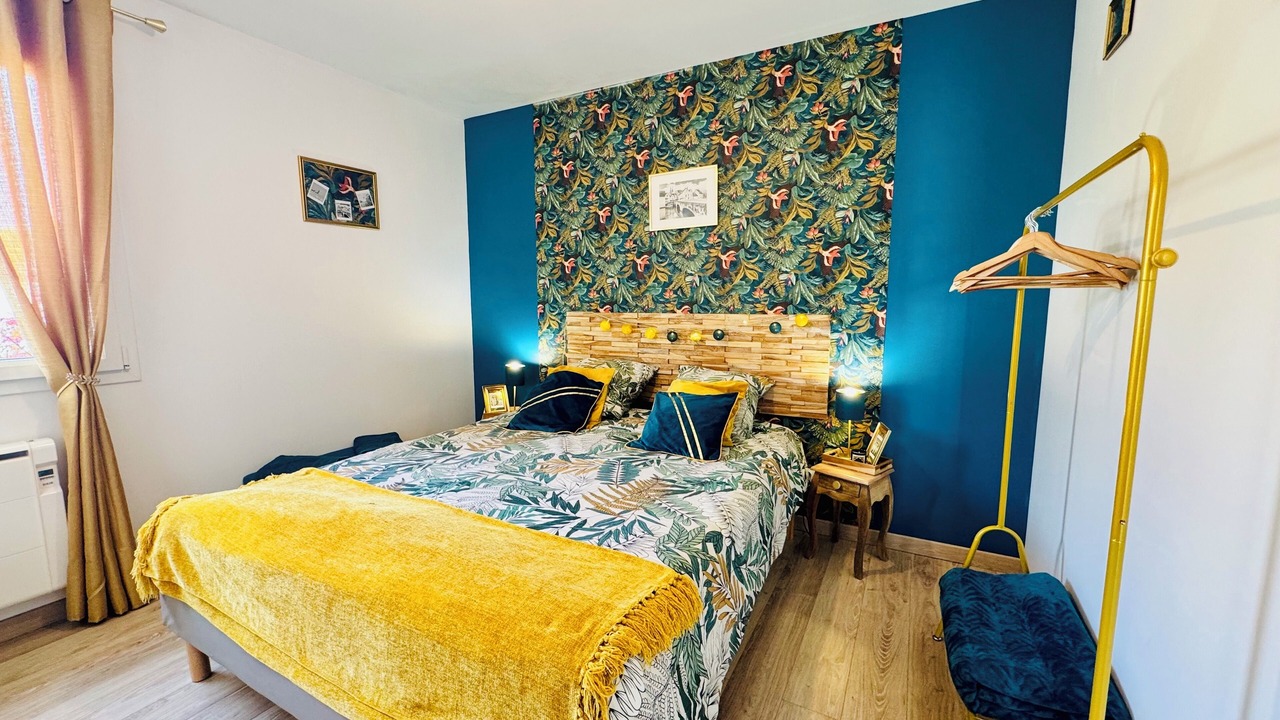 Photo of Bedroom in Theuville