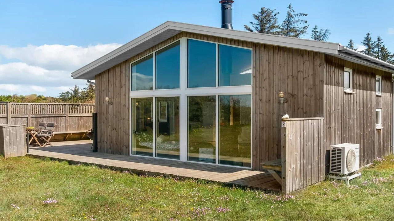 Photo of Outdoor in Store Fuglede