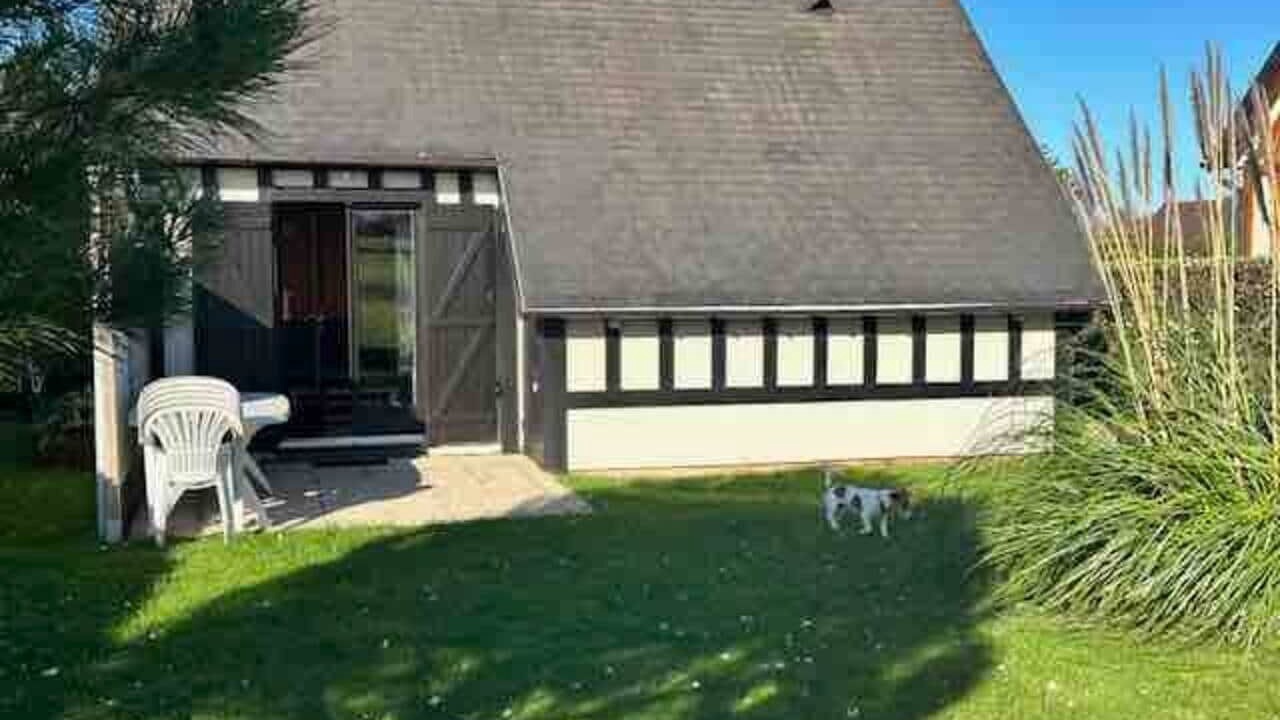 Photo of Patio Balcony in Merville-Franceville-Plage