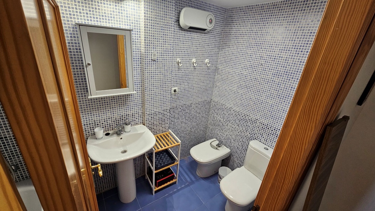 Photo of Bathroom in Toras