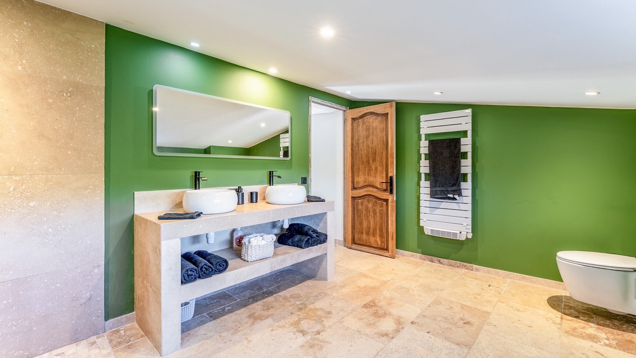 Photo of Bathroom in Camaret-sur-Aigues