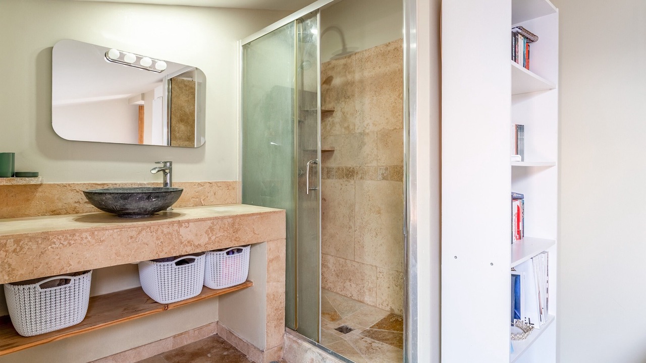 Photo of Bathroom in Camaret-sur-Aigues