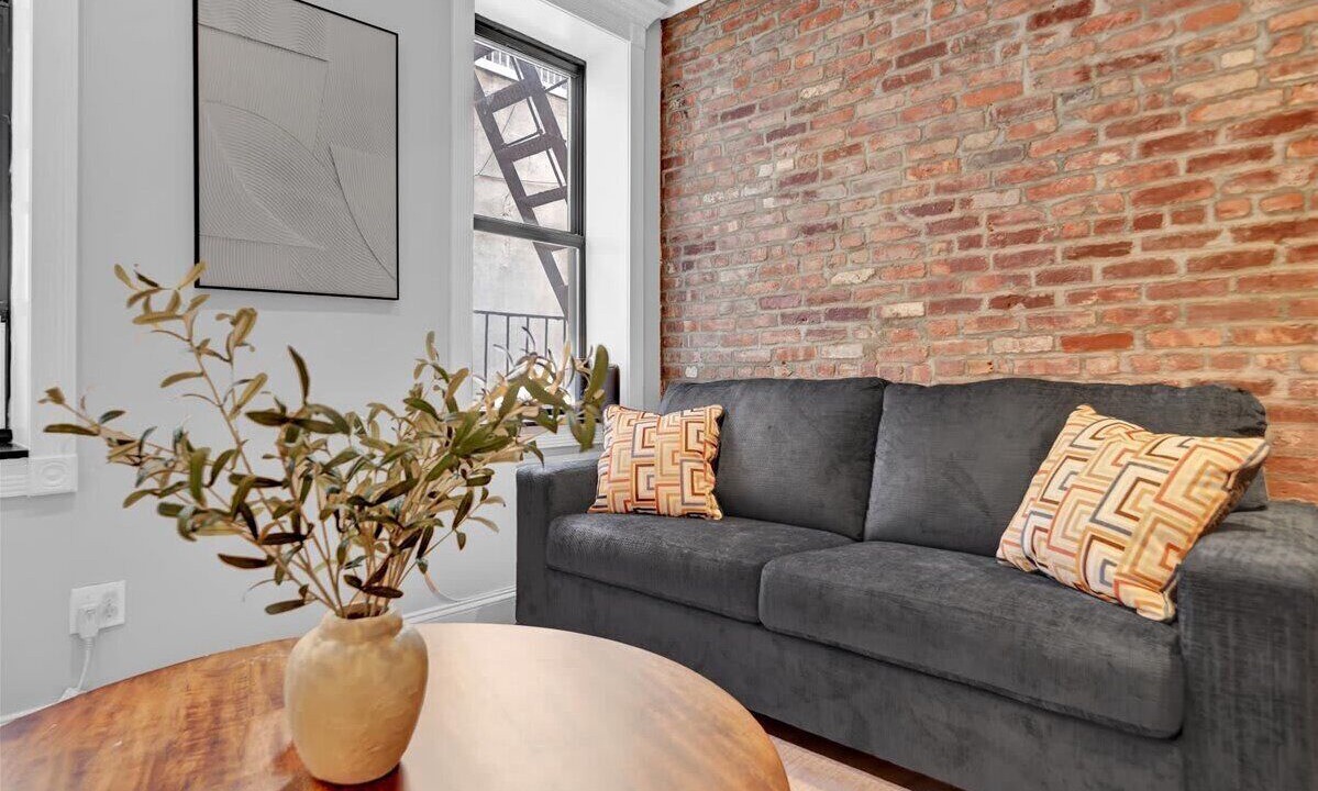 Photo of Livingroom in Gramercy