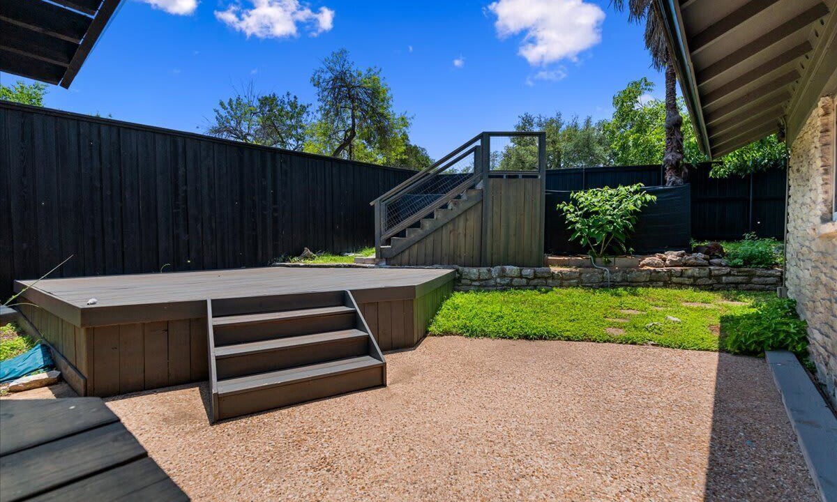 Photo of Patio Balcony in South Lamar