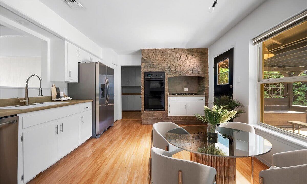 Photo of Kitchen in South Lamar