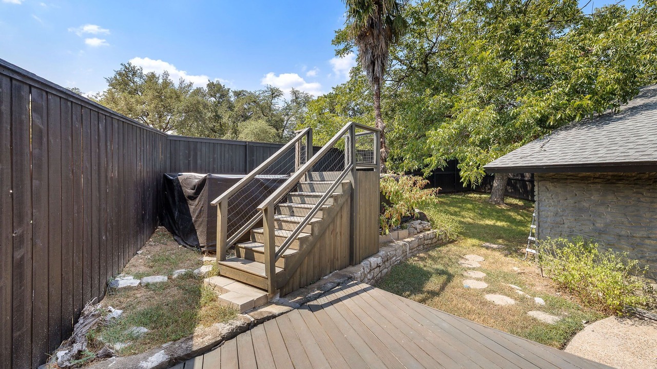 Photo of Patio Balcony in South Lamar