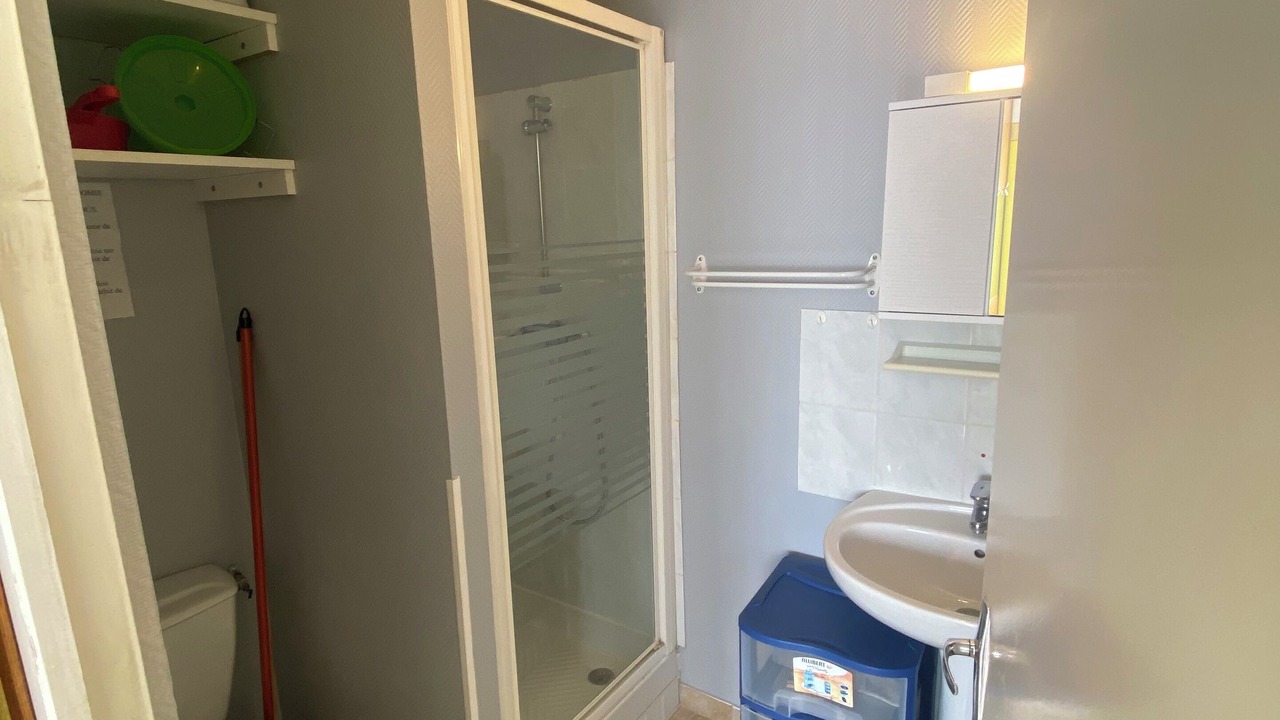 Photo of Bathroom in Saint-Amand-les-Eaux