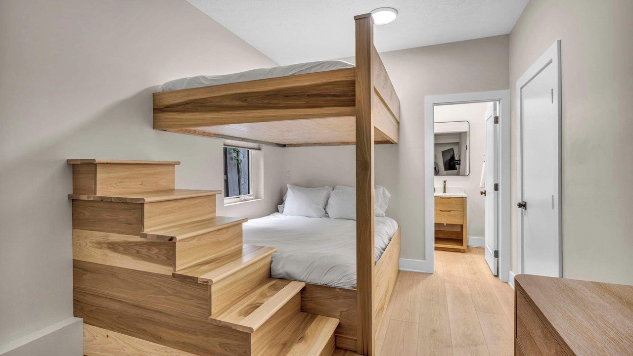 Photo of Bedroom in Tremont