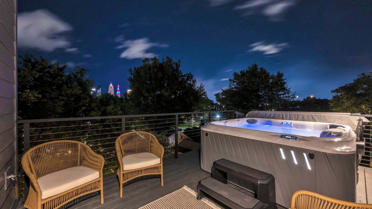 Photo of Patio Balcony in Tremont