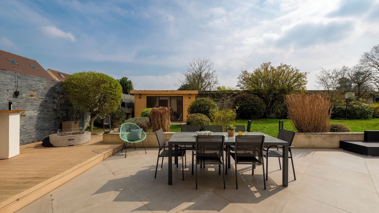 Photo of Outdoor in Barbery