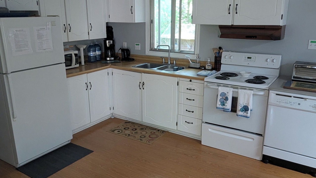 Photo of Kitchen in Sauble Beach