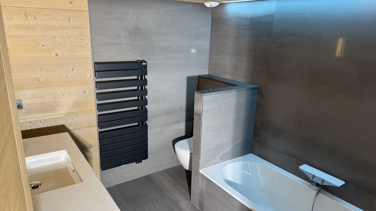 Photo of Bathroom in Saint-Nicolas-de-Veroce