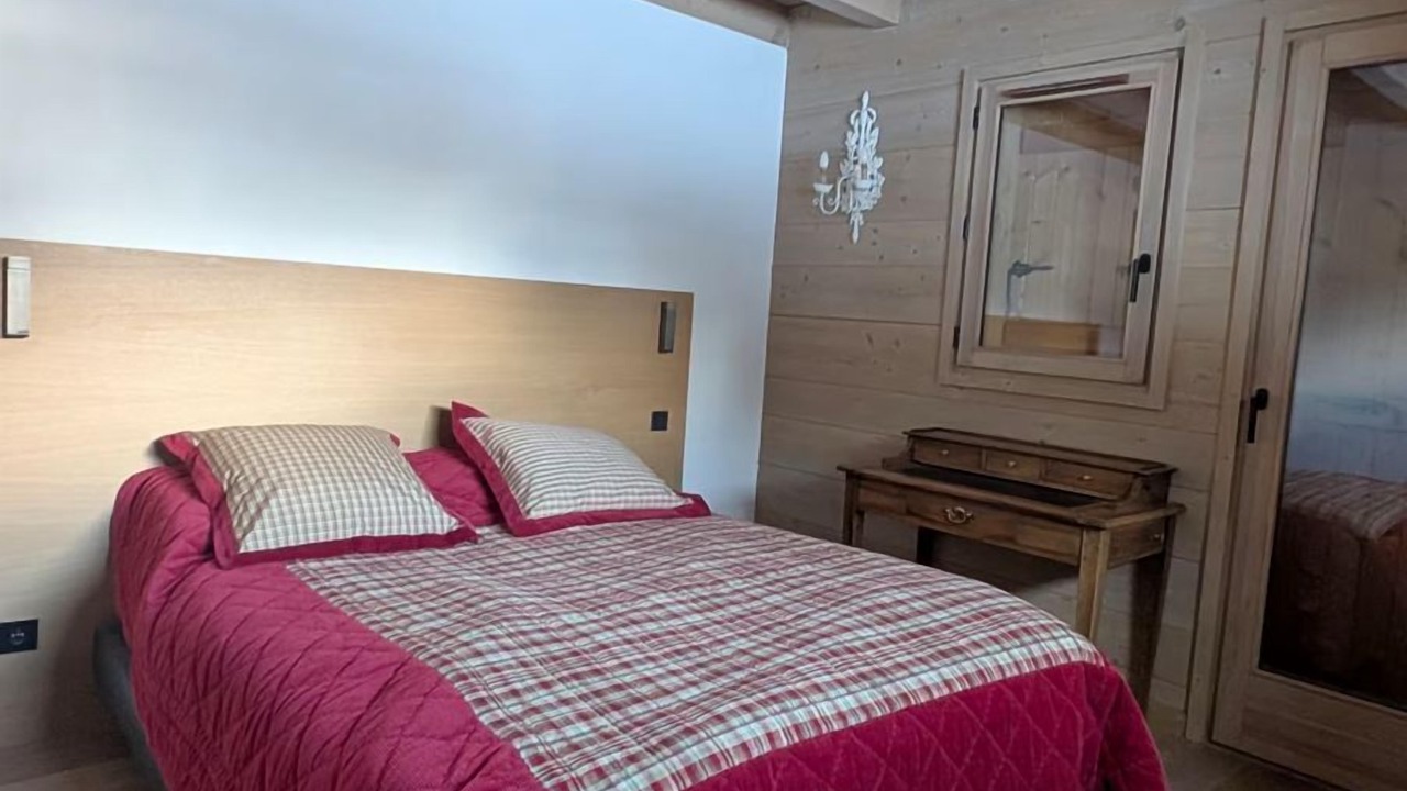 Photo of Bedroom in Saint-Nicolas-de-Veroce