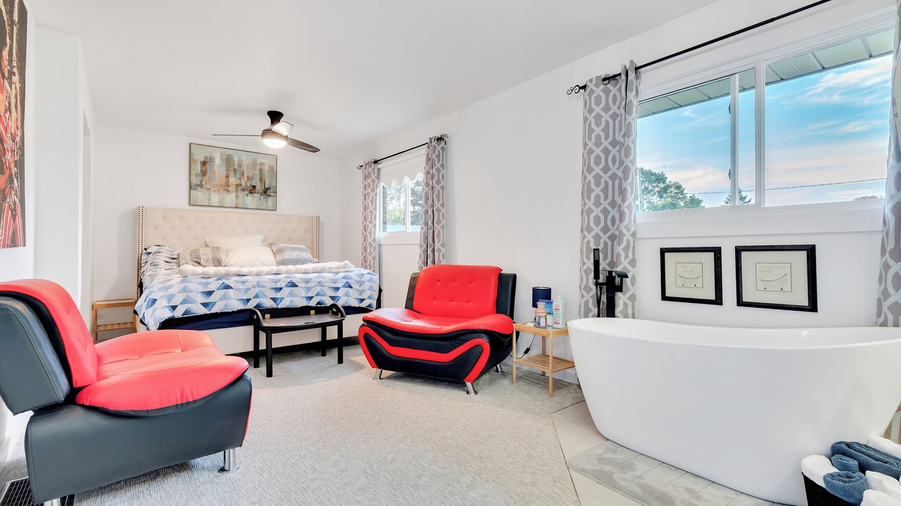Photo of Bedroom in Campbellford