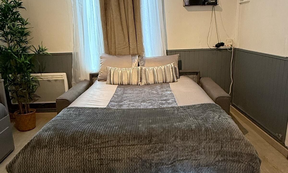 Photo of Bedroom in Dreux