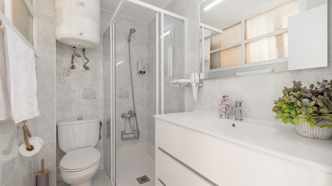 Photo of Bathroom in Salou City Centre