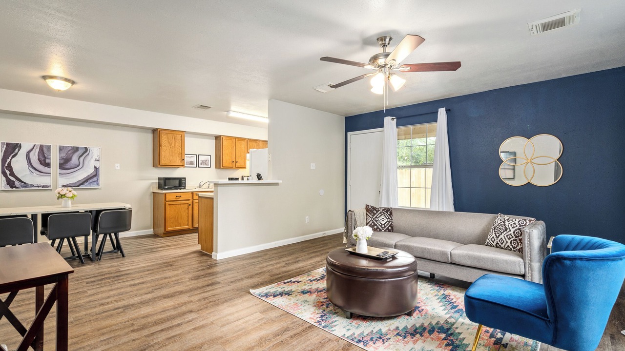 Photo of Livingroom in Cypress