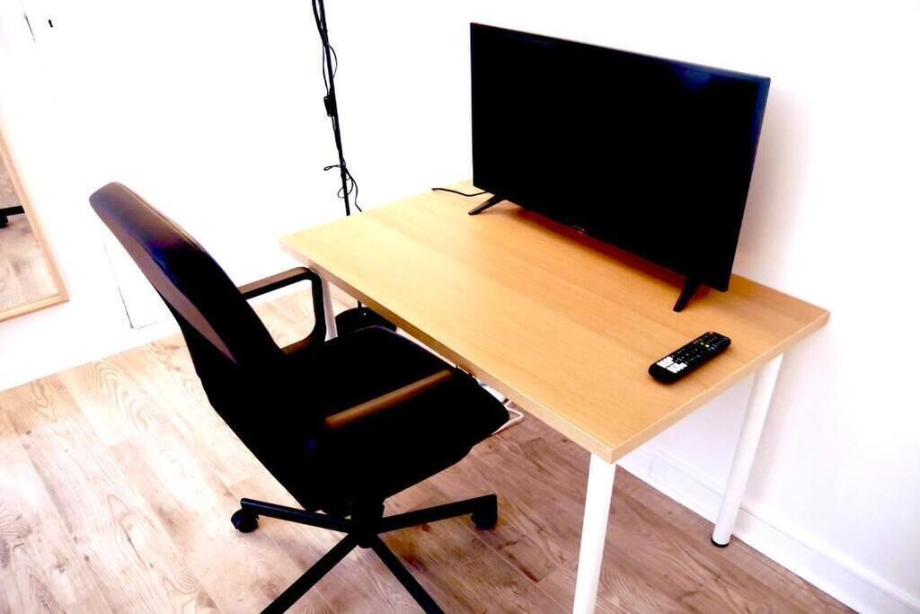 Photo of Others in Sens