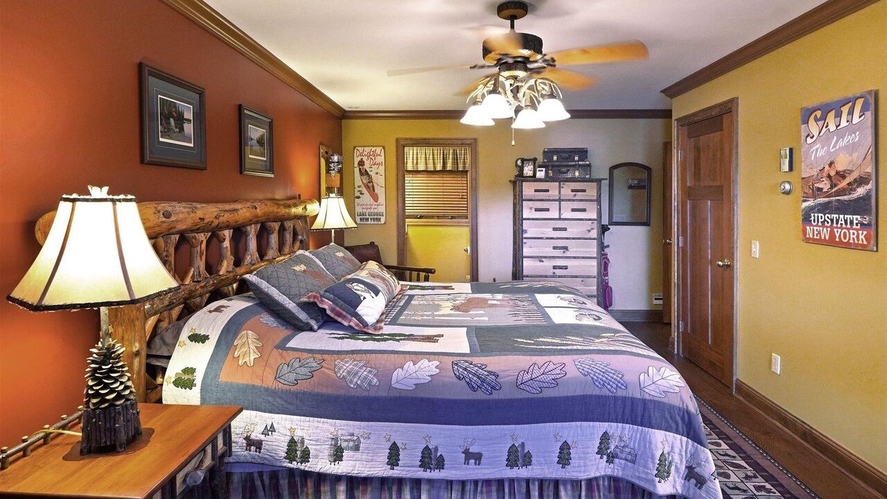 Photo of Bedroom in Kattskill Bay