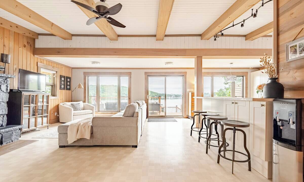 Photo of Livingroom in Cheneville
