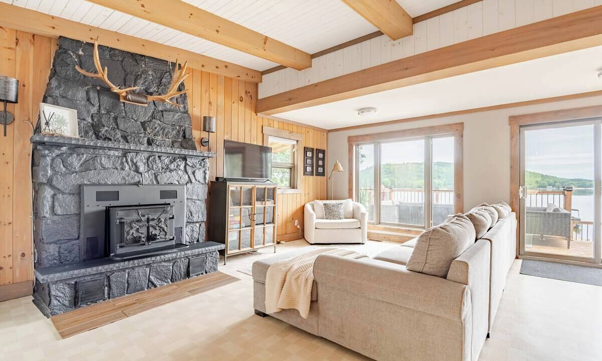 Photo of Livingroom in Cheneville