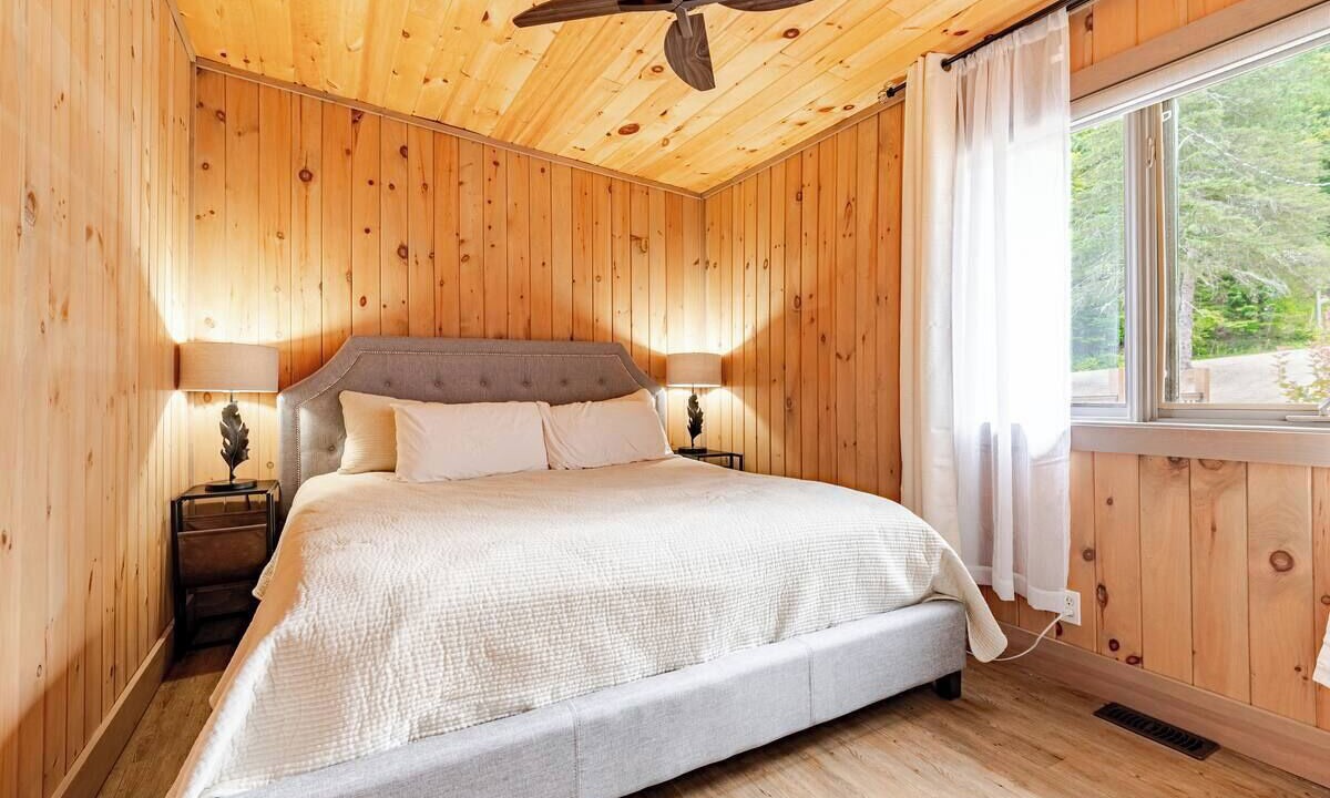 Photo of Bedroom in Cheneville