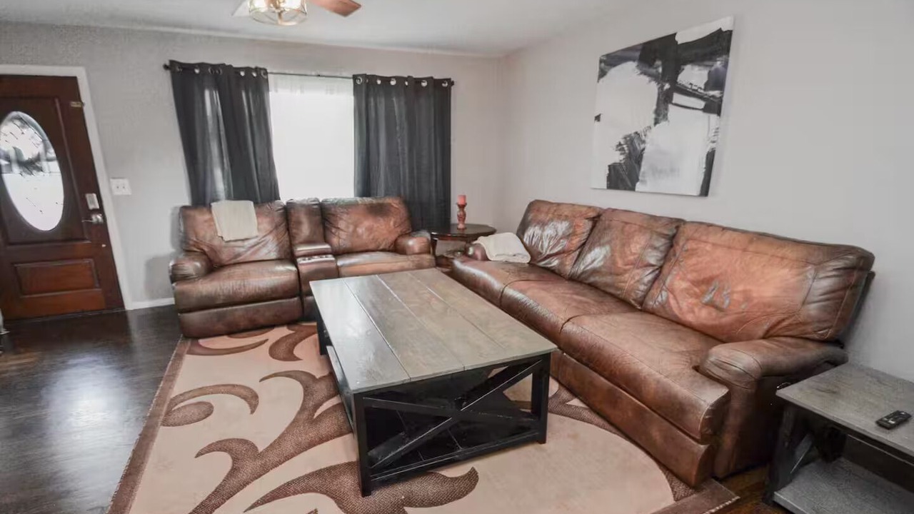 Photo of Livingroom in Erlanger