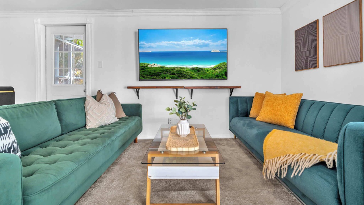 Photo of Livingroom in Coral Brook