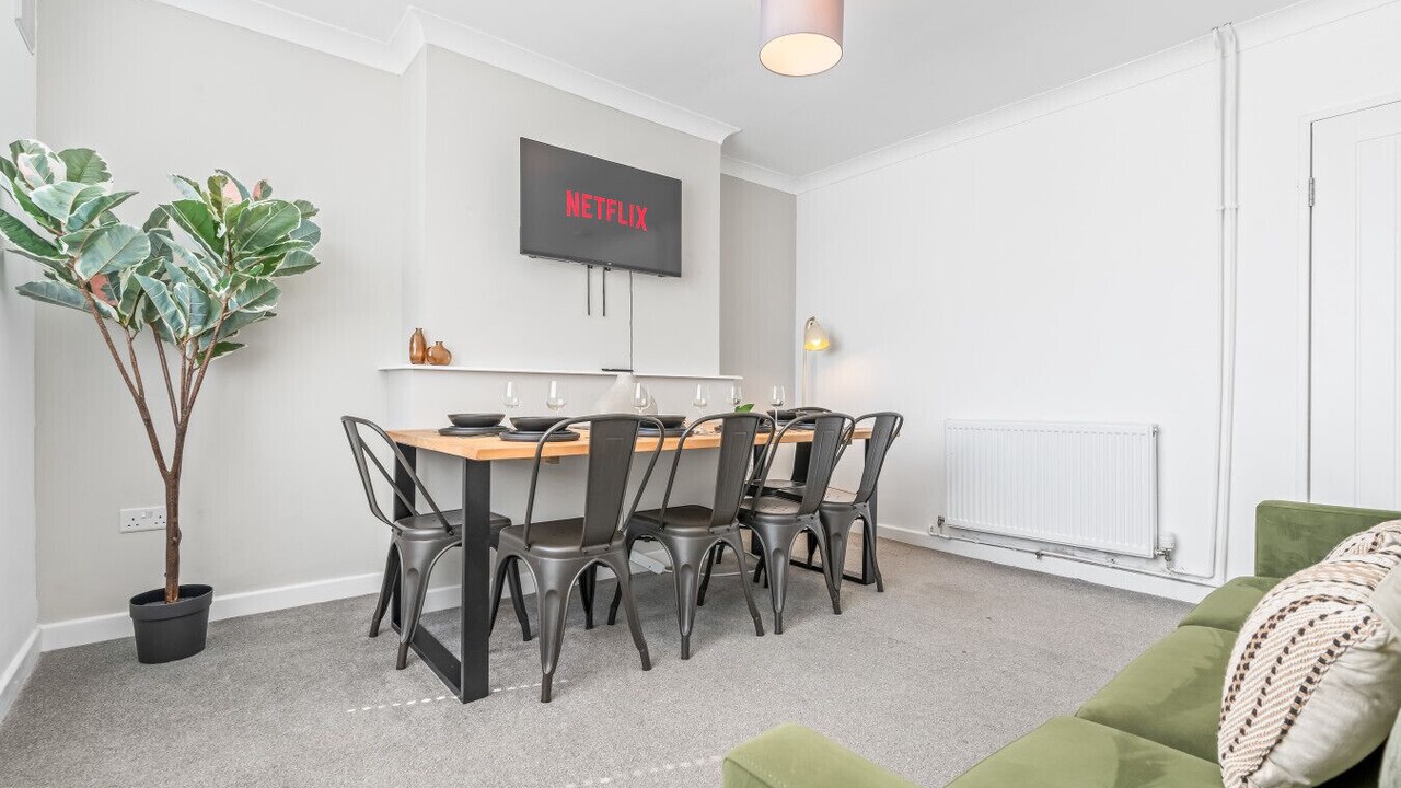 Photo of Others in Cribbs Causeway