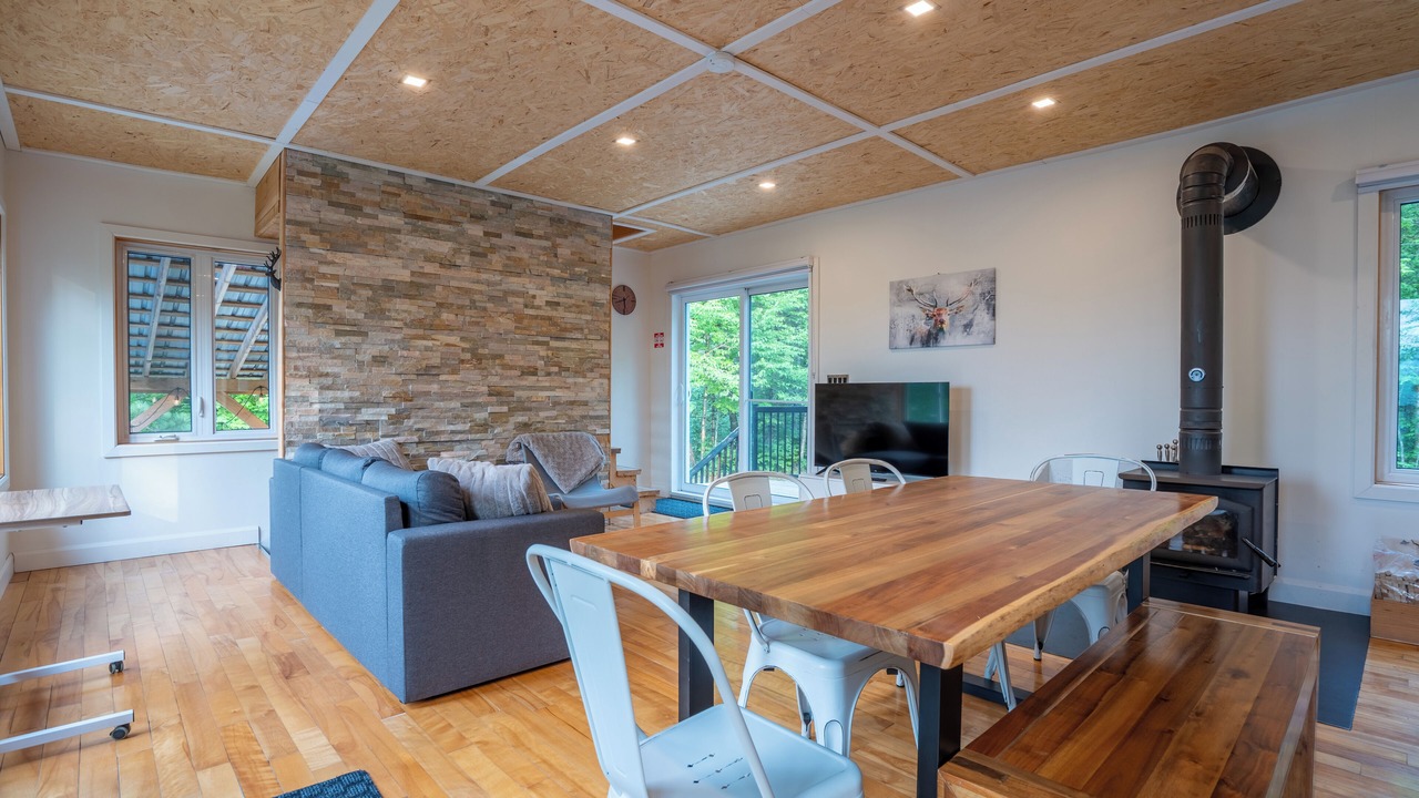 Photo of Livingroom in Notre-Dame-de-Montauban