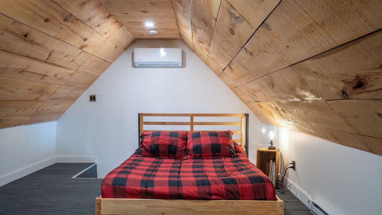 Photo of Bedroom in Notre-Dame-de-Montauban