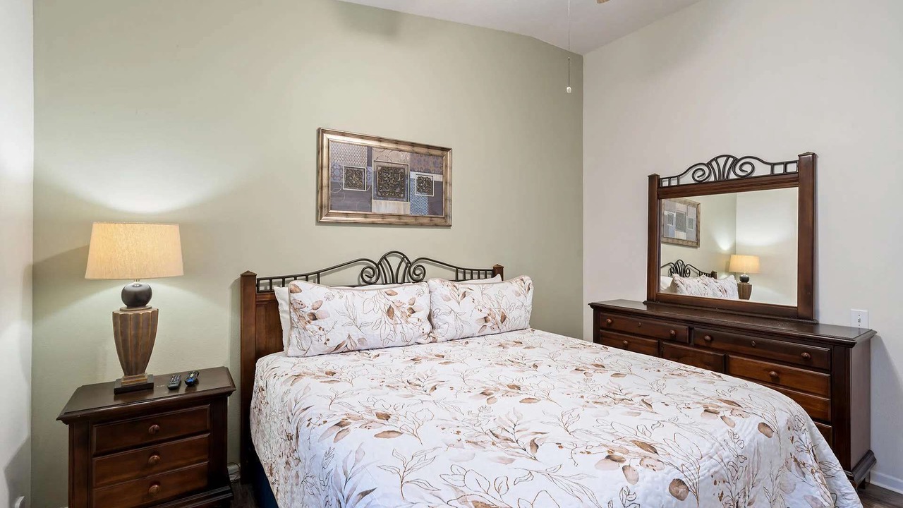 Photo of Bedroom in Windsor Palms