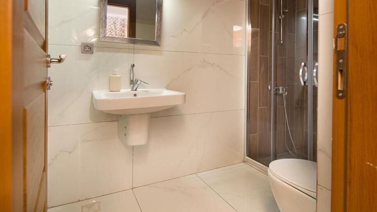 Photo of Bathroom in Covent Garden