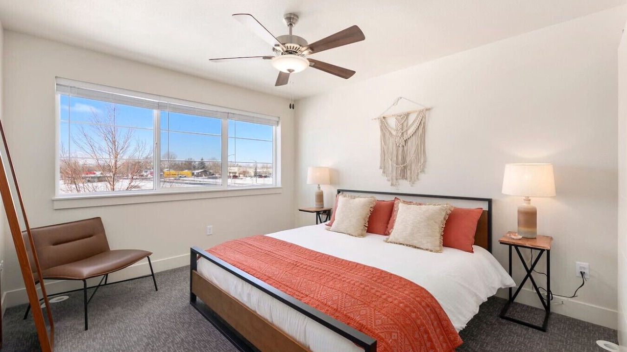 Photo of Bedroom in Old Town North