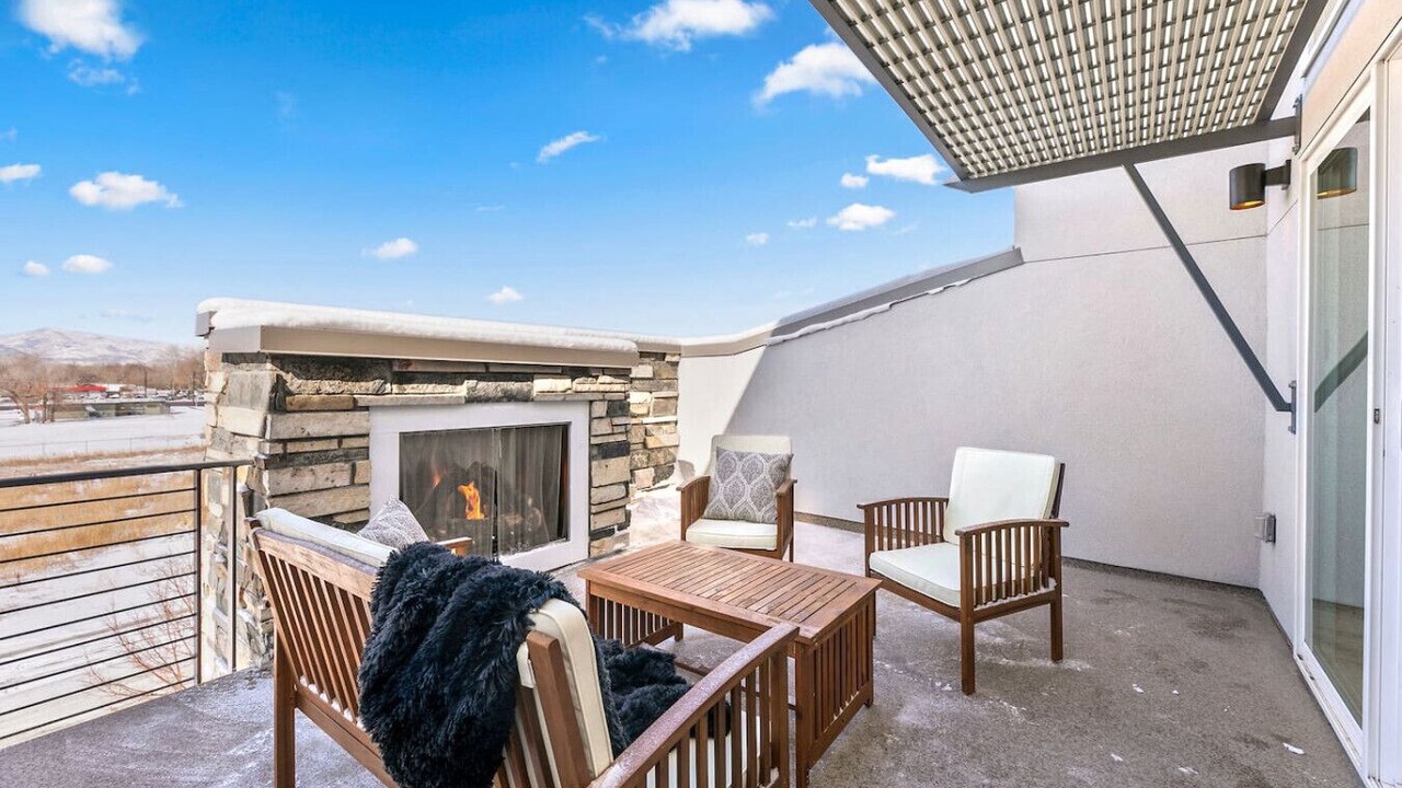 Photo of Patio Balcony in Old Town North