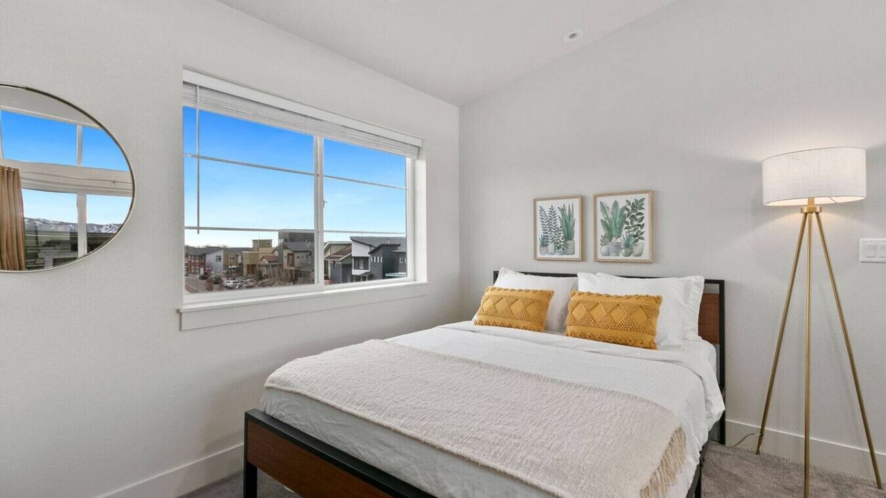Photo of Bedroom in Old Town North