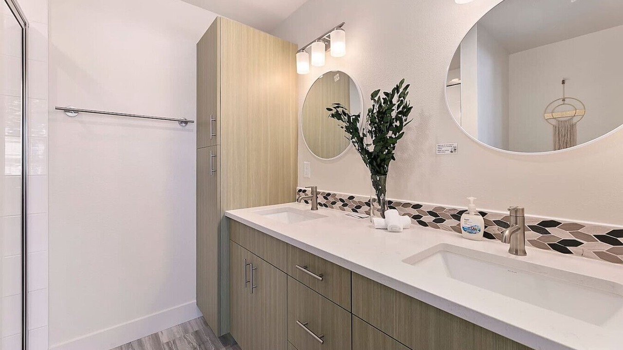 Photo of Bathroom in Old Town North