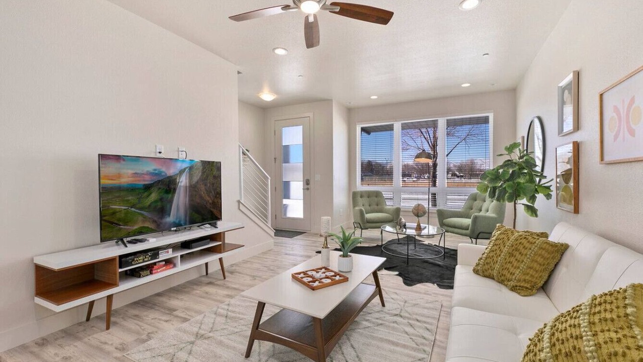 Photo of Livingroom in Old Town North