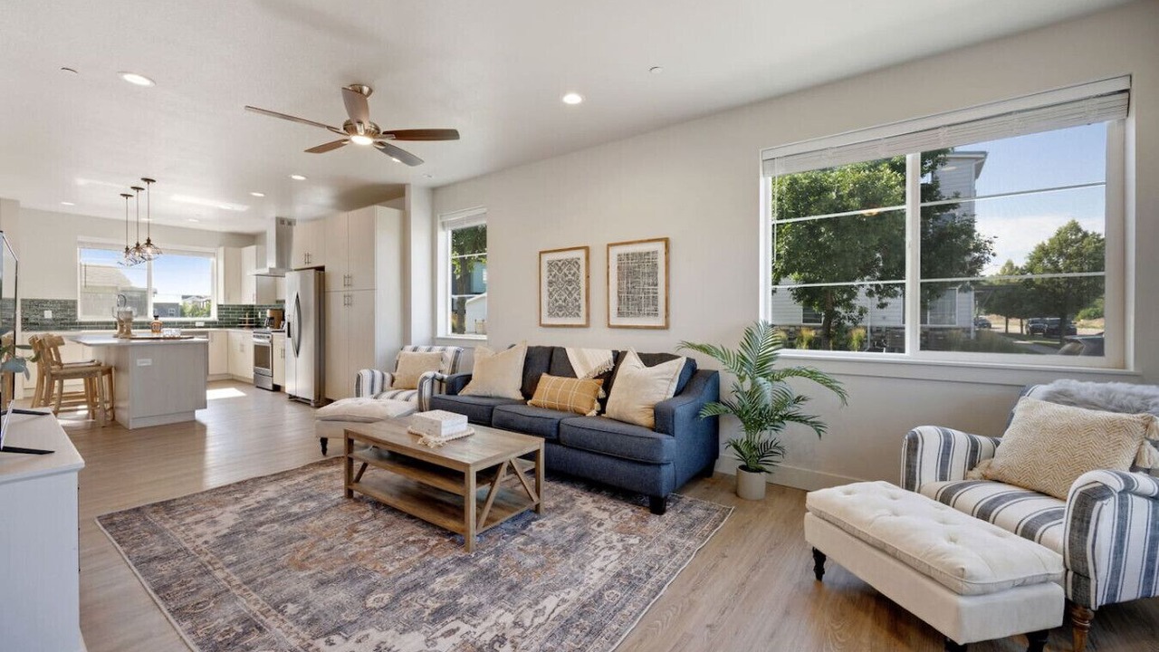 Photo of Livingroom in Old Town North